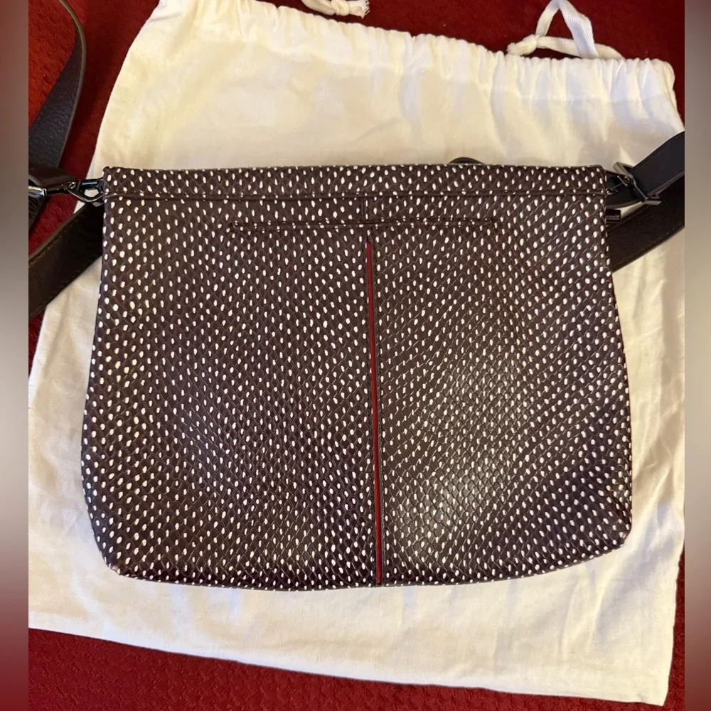 Hammitt VIP Medium Crossbody Espresso Reserve - Picture 3 of 6